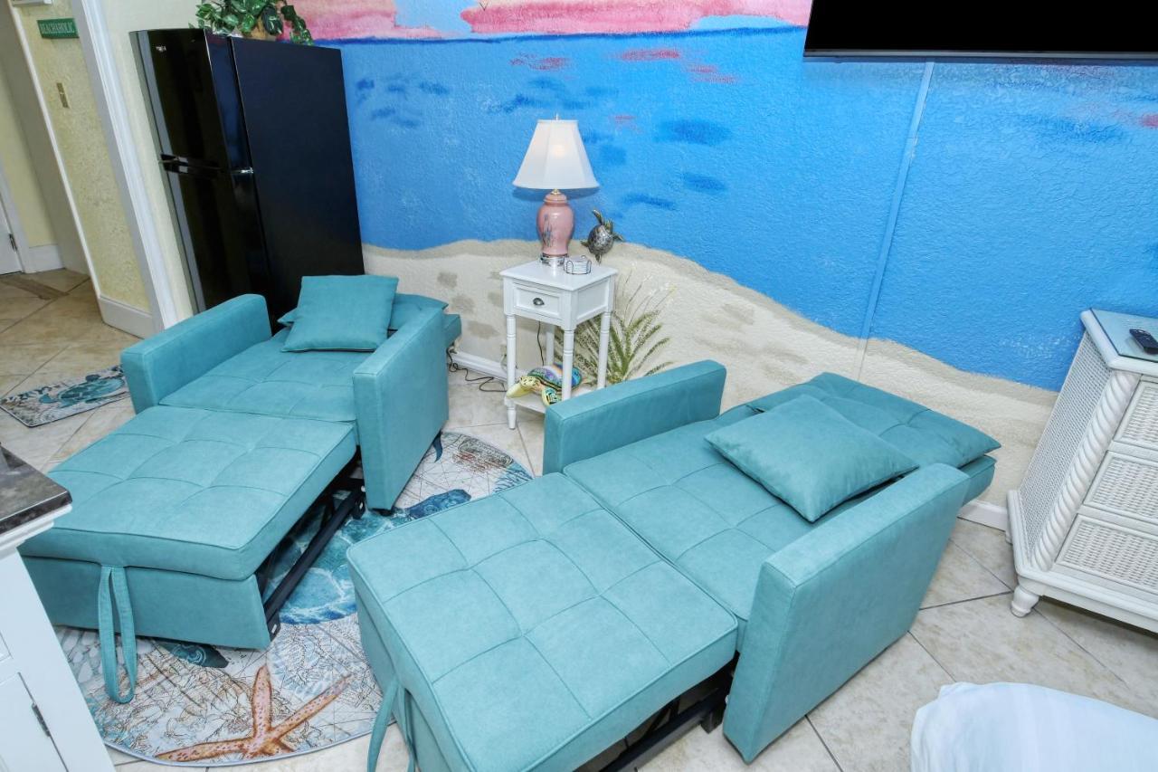 Waterfront Room, Heated Pool, Tiki Bar & Grill South Bradenton ภายนอก รูปภาพ