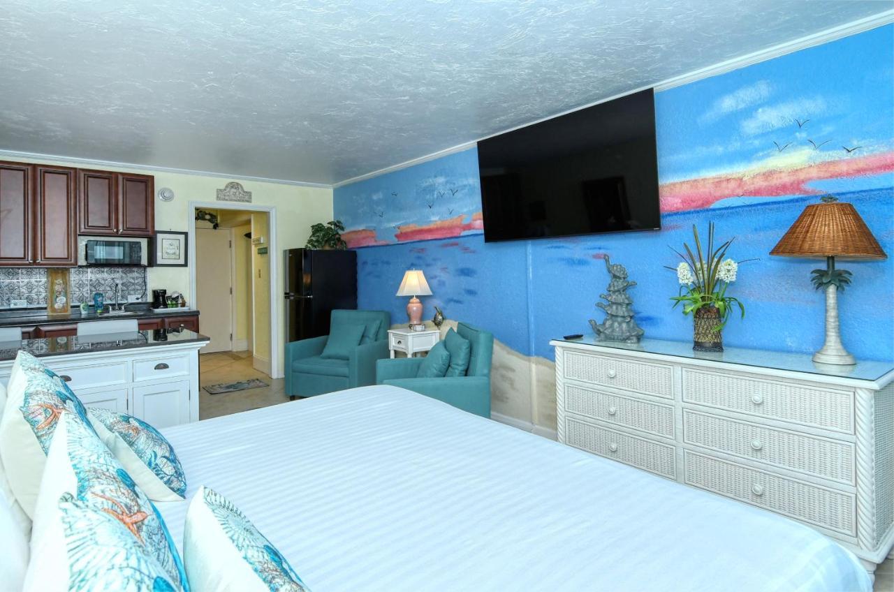 Waterfront Room, Heated Pool, Tiki Bar & Grill South Bradenton ภายนอก รูปภาพ